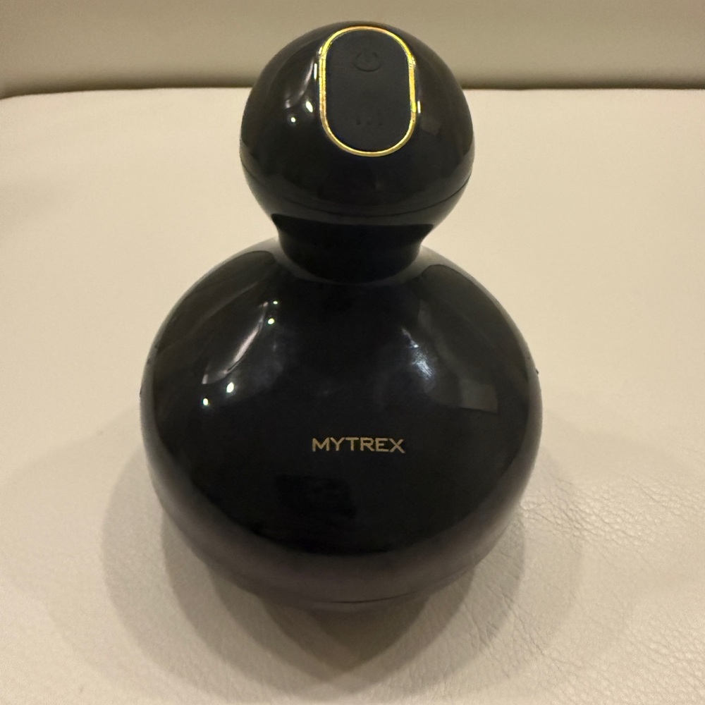 MYTREX Black Electric Scalp Massager
